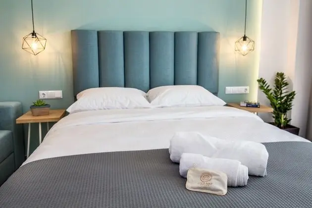 Deluxe Üç Kişilik Oda (Ground Floor)