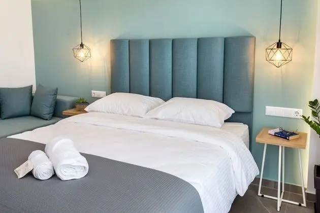 Deluxe Üç Kişilik Oda (Ground Floor)