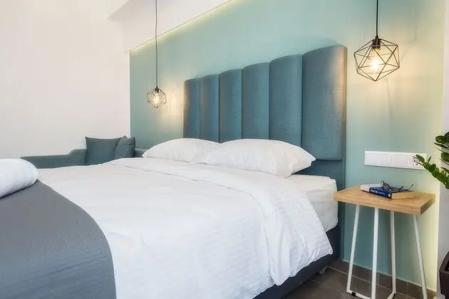 Deluxe Üç Kişilik Oda (Ground Floor)