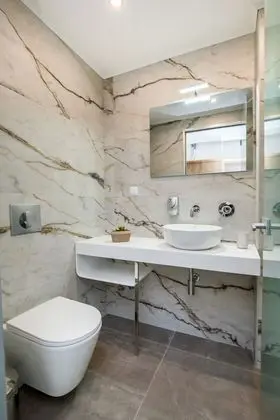 Deluxe Üç Kişilik Oda (Ground Floor)