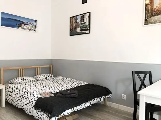 Standard Apart Daire (Aleje Jerozolimskie 83)