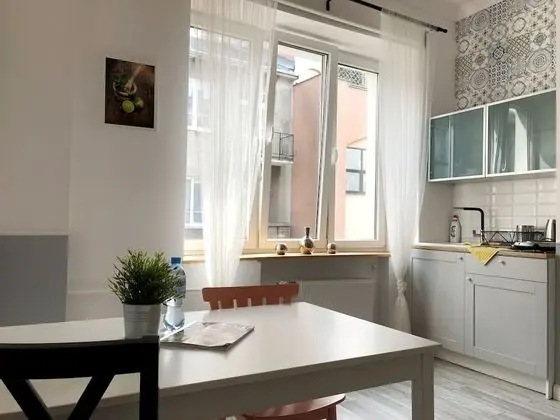 Standard Apart Daire (Aleje Jerozolimskie 83)