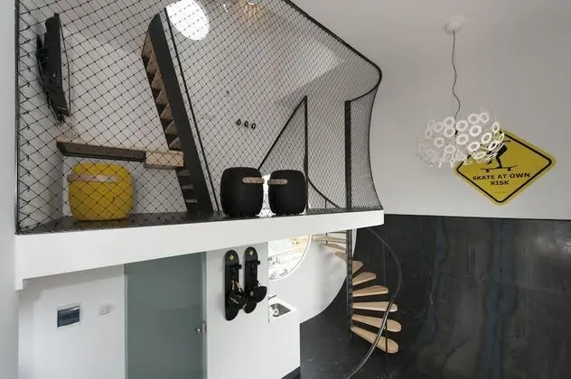 Loft Letter B