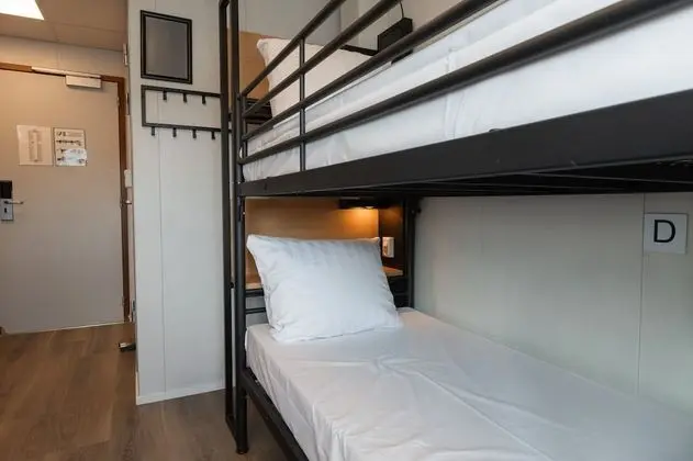 Ortak Ranzalı Oda, Karma Ranzalı Oda, Özel Banyo (1 bed in 4-person dormitory)