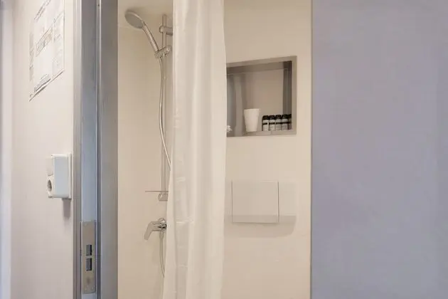 Ortak Ranzalı Oda, Karma Ranzalı Oda, Özel Banyo (1 bed in 4-person dormitory)