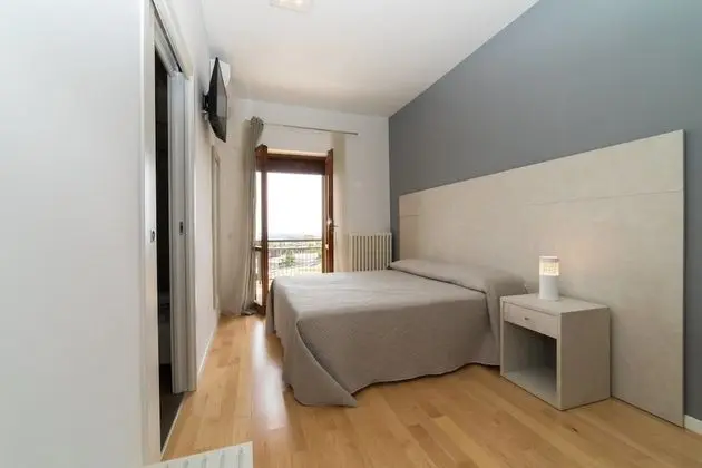 Family Tek Büyük Yataklı Oda, Bahçe Manzaralı