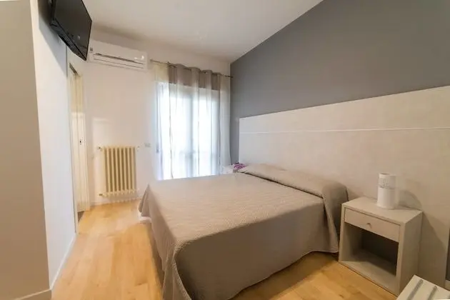 Tek Büyük Yataklı Oda, Bahçe Manzaralı