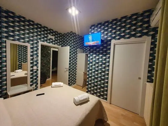 Tek Büyük Yataklı Oda, Bahçe Manzaralı