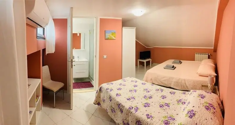 Deluxe Üç Kişilik Oda