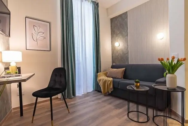 Family Oda (Via della Giuliana 18)