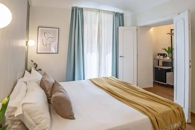 Tek Büyük Yataklı Oda