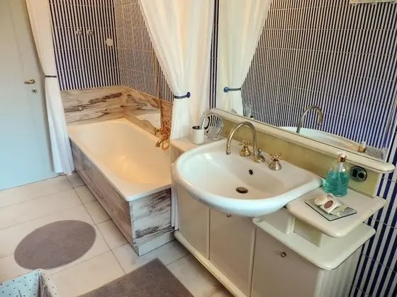 Standard İki Ayrı Yataklı Oda, Ortak Banyo