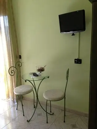 Tek Büyük Yataklı Oda, 1 Çift Kişilik Yatak
