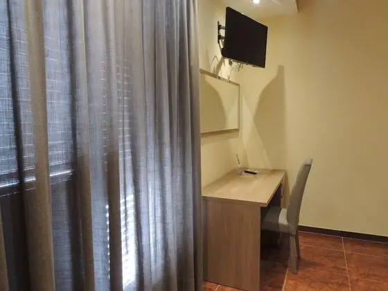 Tek Büyük veya İki Ayrı Yataklı Oda, Balkon, Plaj Manzaralı