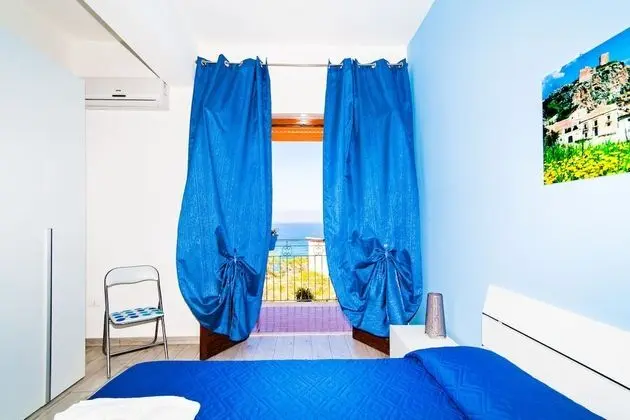 Üç Kişilik Oda, Balkon, Deniz Manzaralı
