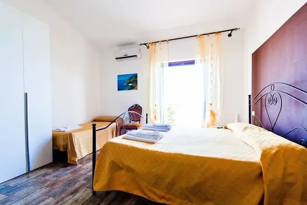 Üç Kişilik Oda, Balkon, Deniz Manzaralı
