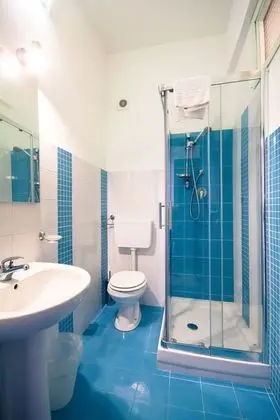 Üç Kişilik Oda, Balkon, Deniz Manzaralı