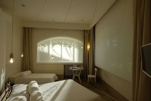 Design Üç Kişilik Oda