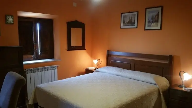 Tek Büyük Yataklı Oda, Deniz Manzaralı (Rinaldo)