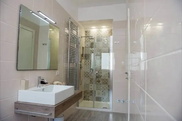 Deluxe Tek Büyük Yataklı Oda, Balkon