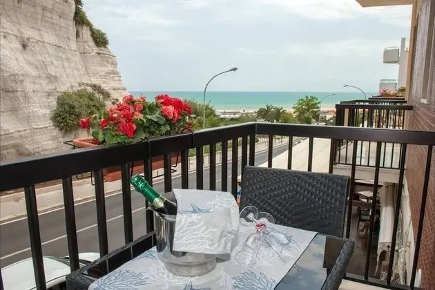 Deluxe Tek Büyük Yataklı Oda, Balkon