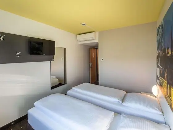 İki Ayrı Yataklı Oda