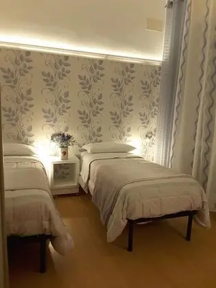 Oda, 2 Tek Kişilik Yatak
