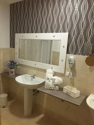 Oda, 2 Tek Kişilik Yatak