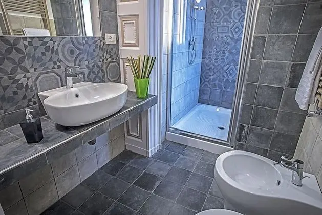 Üç Kişilik Oda, Balkon (Bellini)