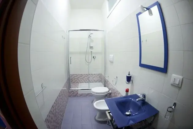 Basic Tek Büyük Yataklı Oda, 1 Yatak Odası, Özel Banyo, Şehir Manzaralı