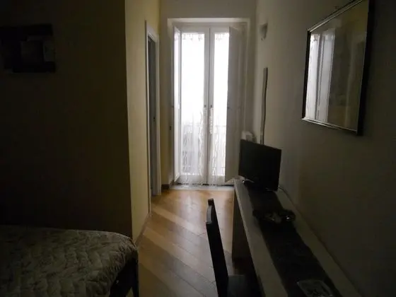 Classic Tek Büyük Yataklı Oda