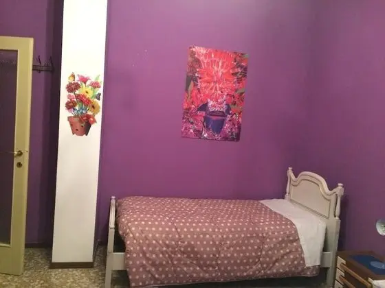 Tek Büyük Yataklı Oda, Ortak Banyo