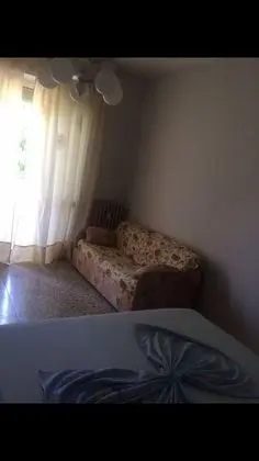 Üç Kişilik Oda, Ortak Banyo