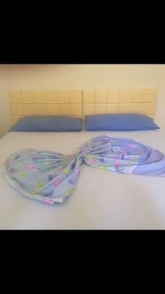 Üç Kişilik Oda, Ortak Banyo