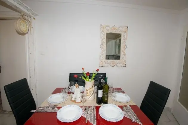 Apart Daire (Afrodita)