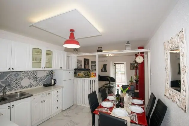 Apart Daire (Afrodita)