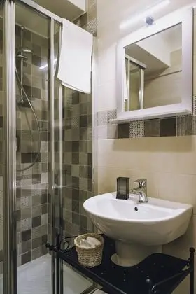 Comfort Tek Büyük Yataklı Oda, Şehir Manzaralı (Thalassa)