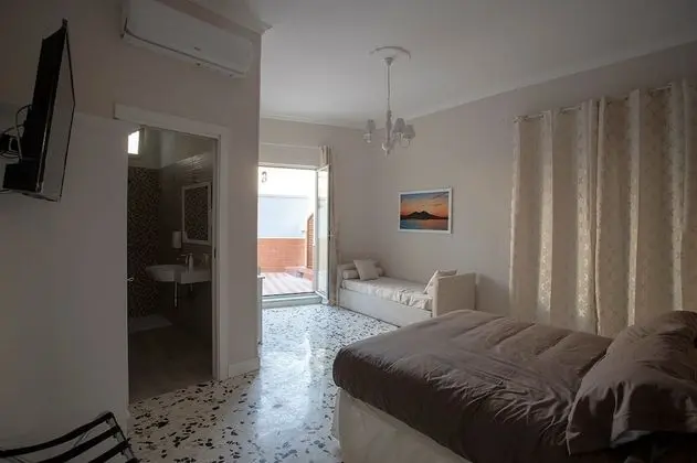 Dört Kişilik Oda, Teras