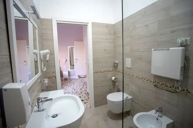 Dört Kişilik Oda, Teras