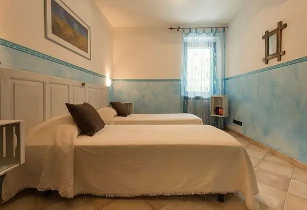 Tek Büyük veya İki Ayrı Yataklı Oda, Zemin Kat (Mirtillo - external bathroom)