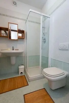 Tek Büyük Yataklı Oda, 1 Büyük (Queen) Boy Yatak, Dağ Manzaralı, Zemin Kat (Kiwi)