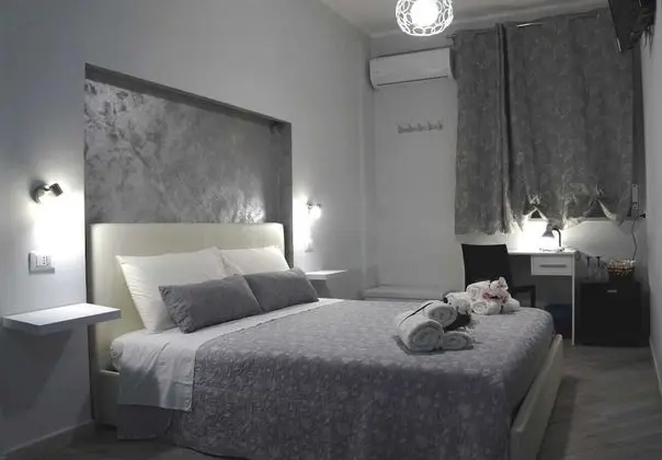 Deluxe Tek Büyük Yataklı Oda (N.2)