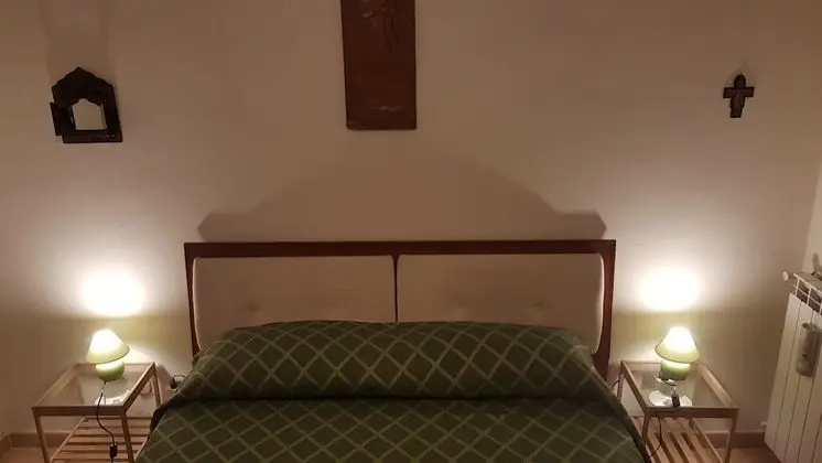 Basic Tek Büyük Yataklı Oda