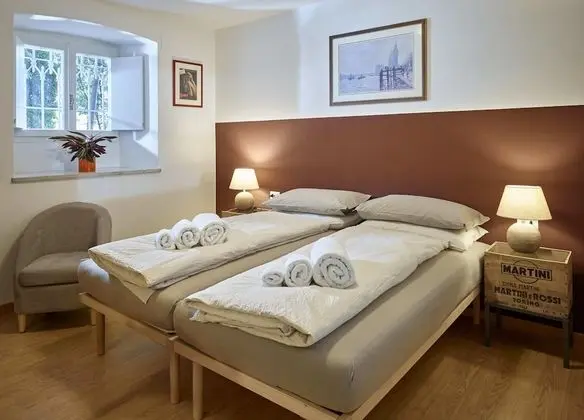 Tek Büyük veya İki Ayrı Yataklı Oda, Özel Banyo (External)