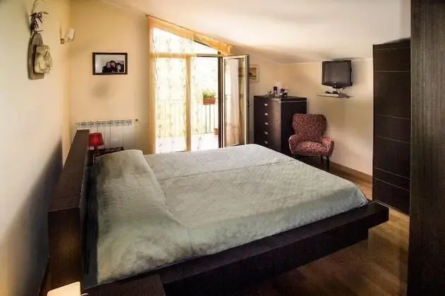 Tek Büyük Yataklı Oda, 1 Büyük (Queen) Boy Yatak, Sigara İçilmez