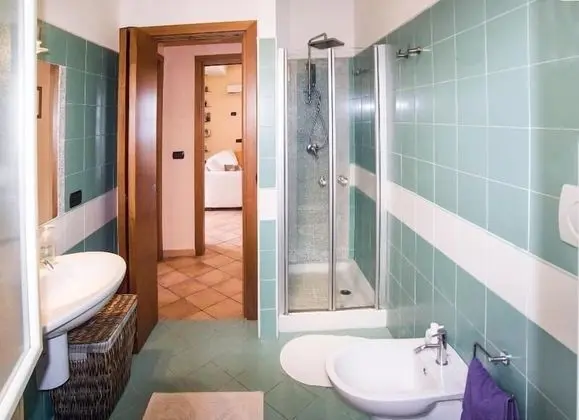 Tek Büyük Yataklı Oda, 1 Büyük (Queen) Boy Yatak, Sigara İçilmez