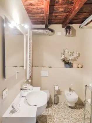 Tek Büyük veya İki Ayrı Yataklı Oda, Şehir Manzaralı