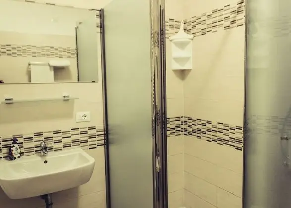 Standard Dört Kişilik Oda, Özel Banyo