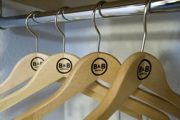 Tek Büyük Yataklı Oda, Sigara İçilmez