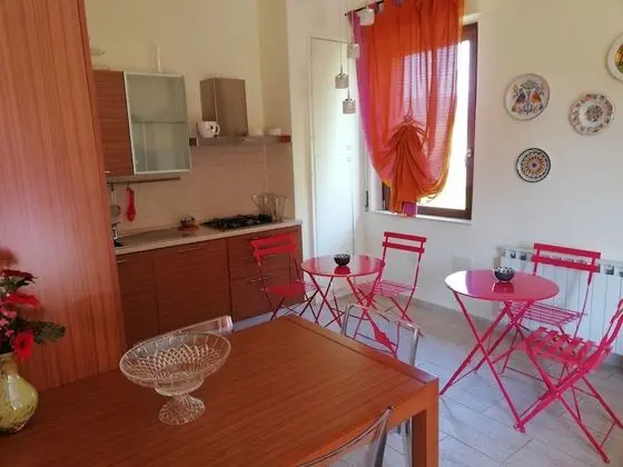 Tek Büyük Yataklı Oda, Ortak Banyo, Avlu Manzaralı